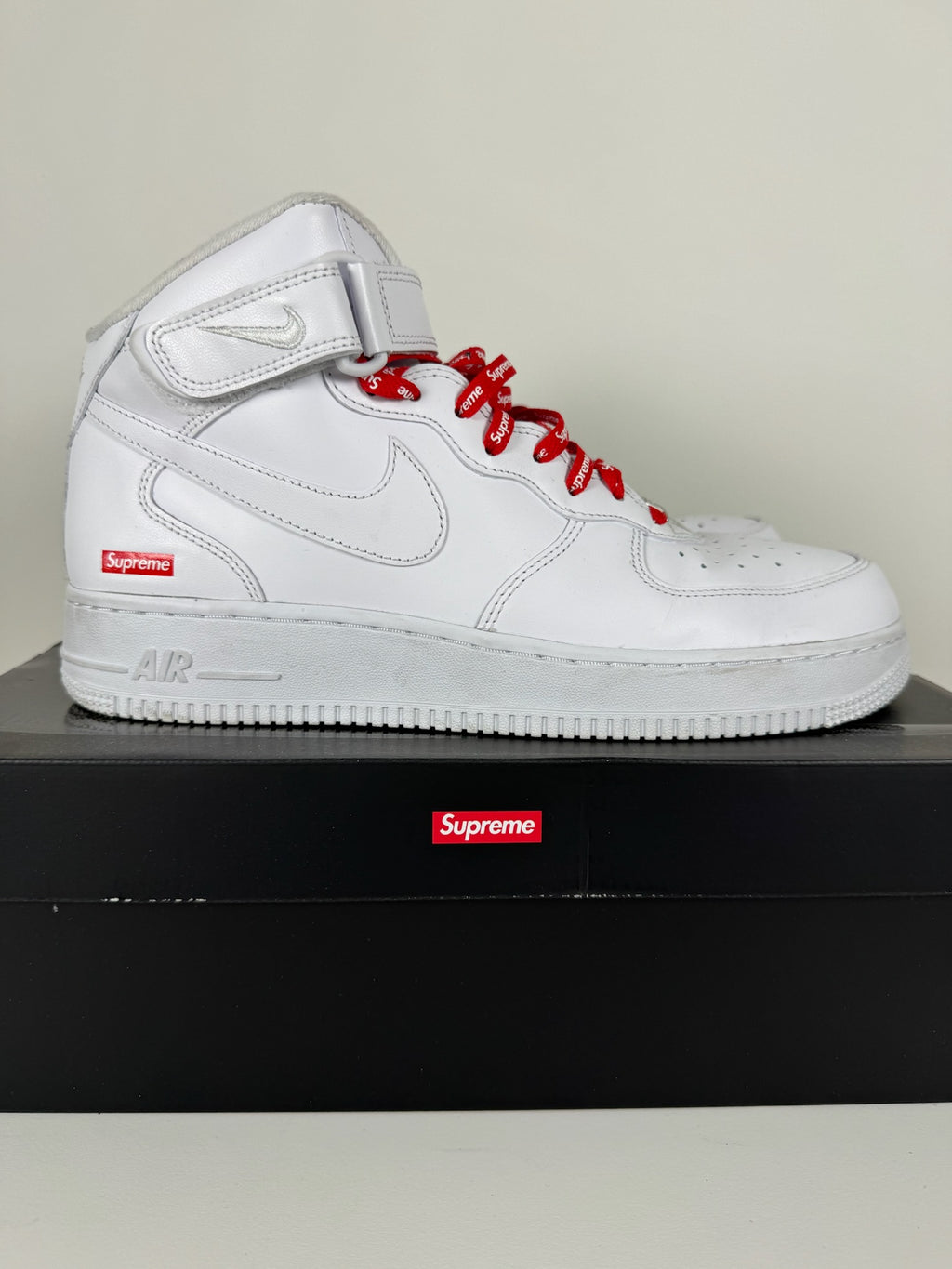 Supreme high top air forces 10.5