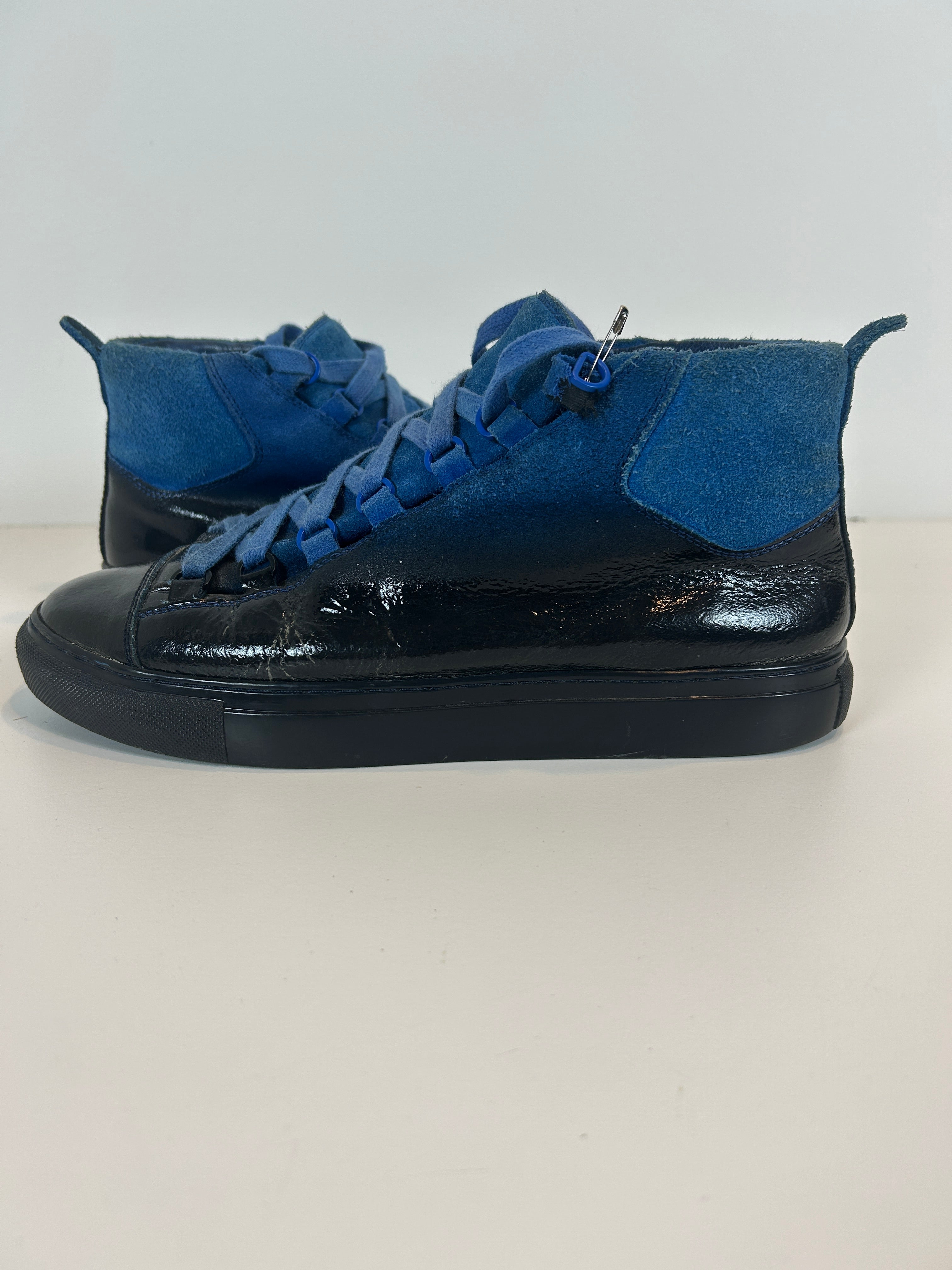 Balenciaga ombre blue arenas 10 US 43 EU