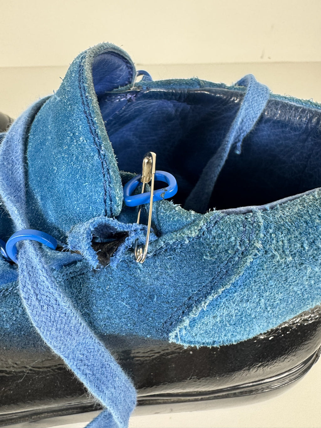 Balenciaga arena blue ombres size 10