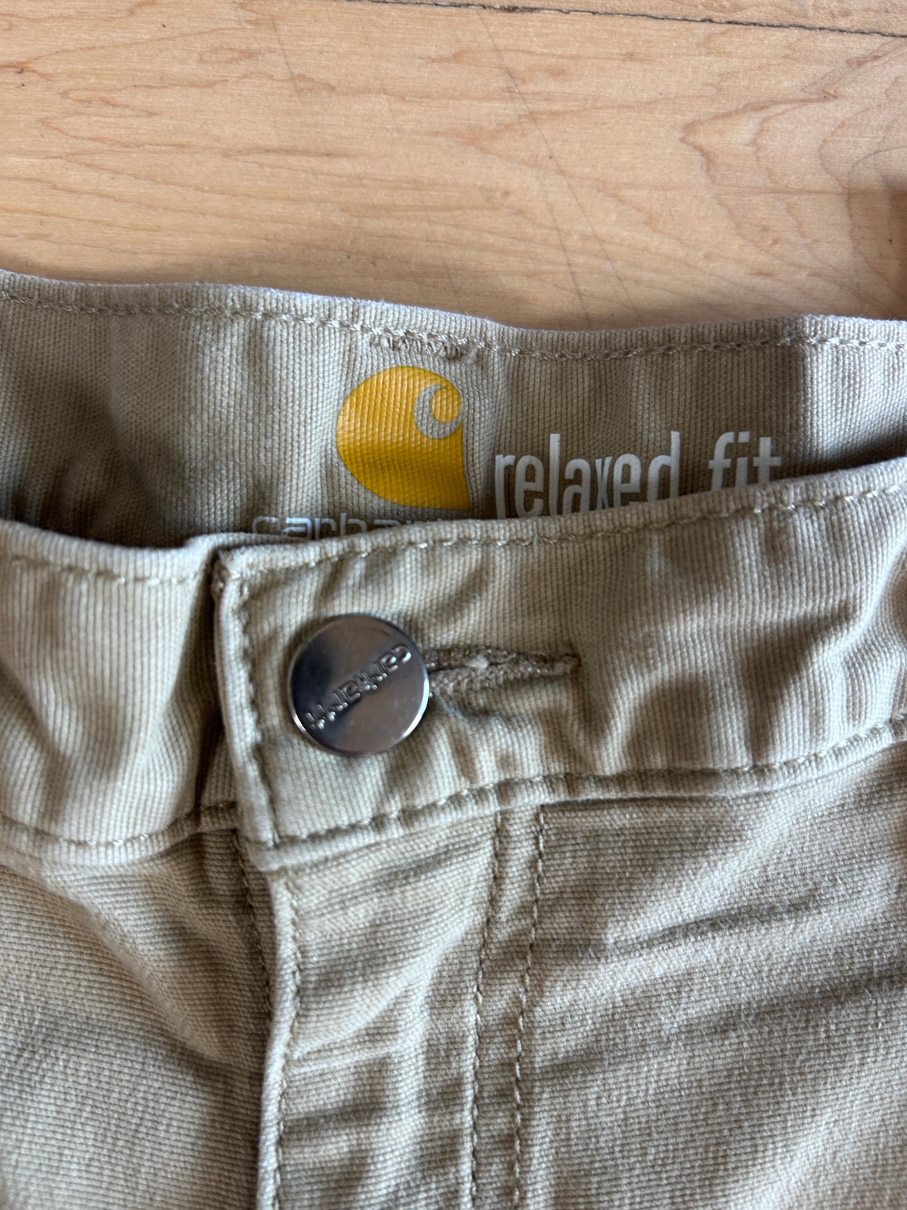 Carhartt 32x32 beige pants