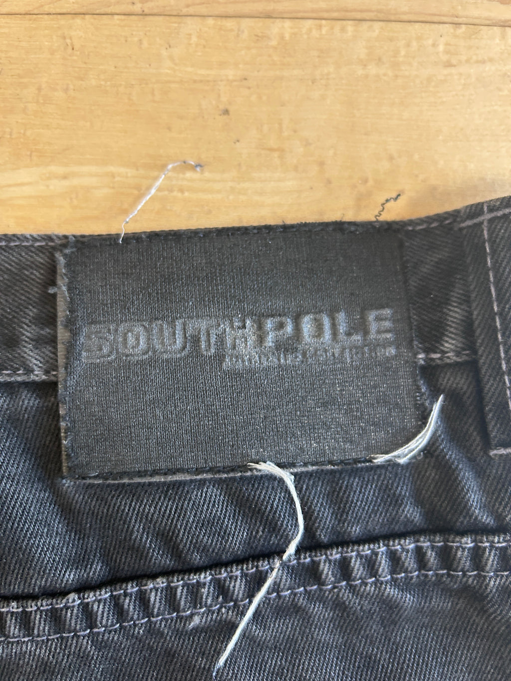 SouthPole 36x32