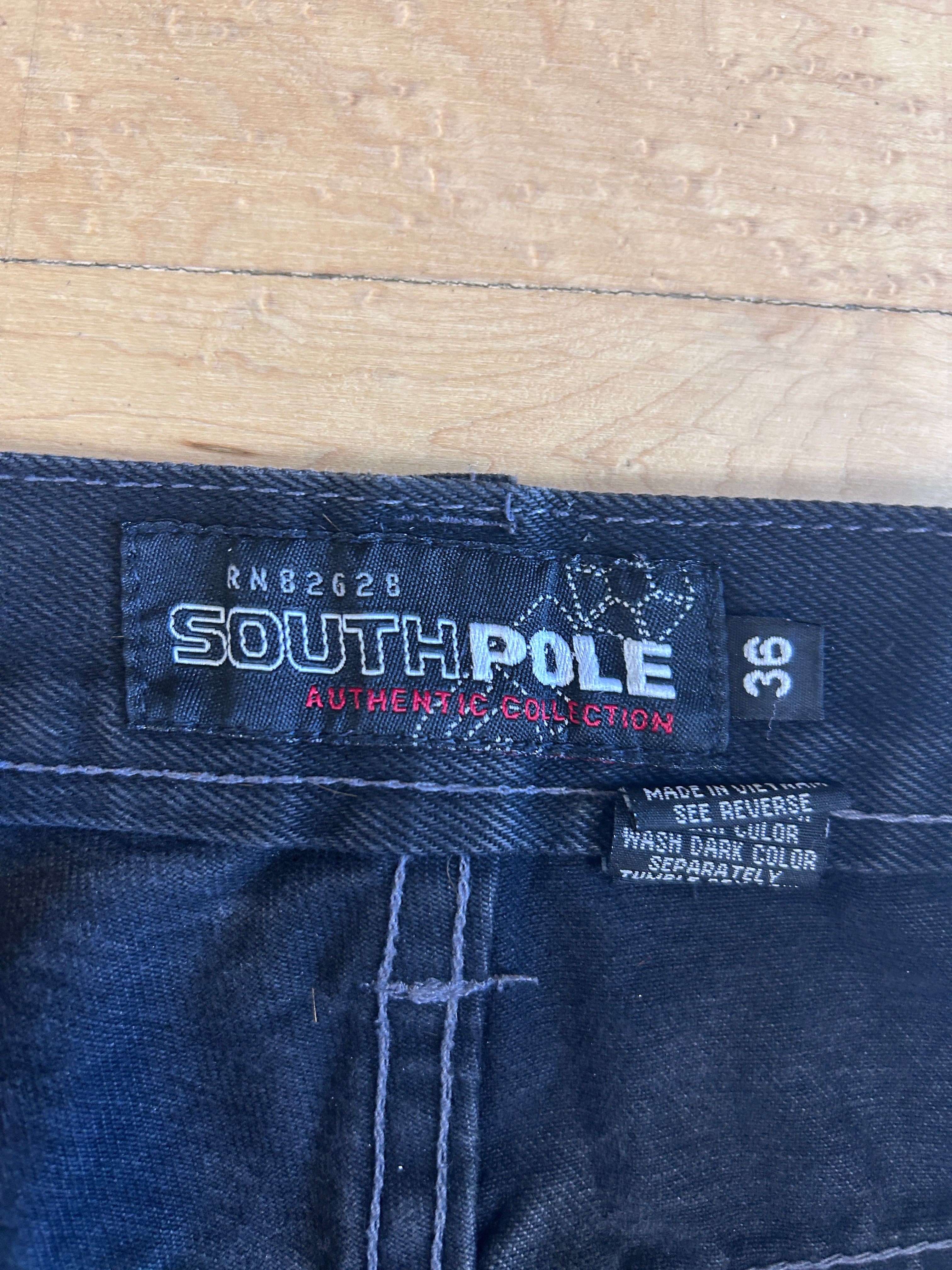SouthPole 36x32