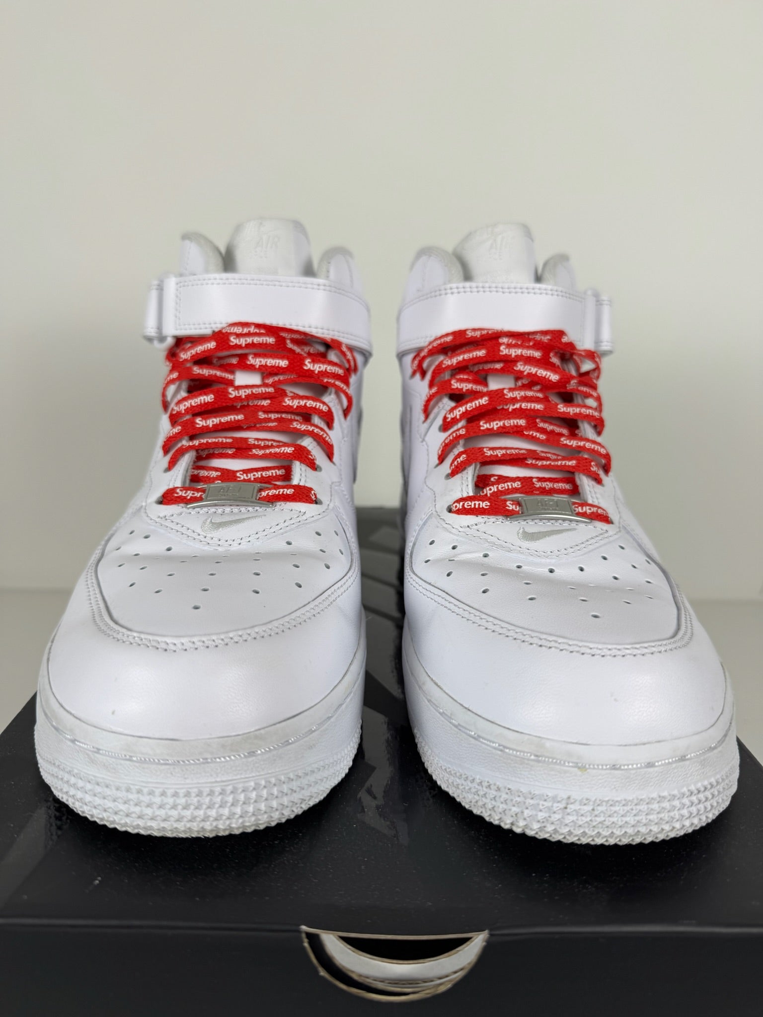 Supreme high top air forces 10.5