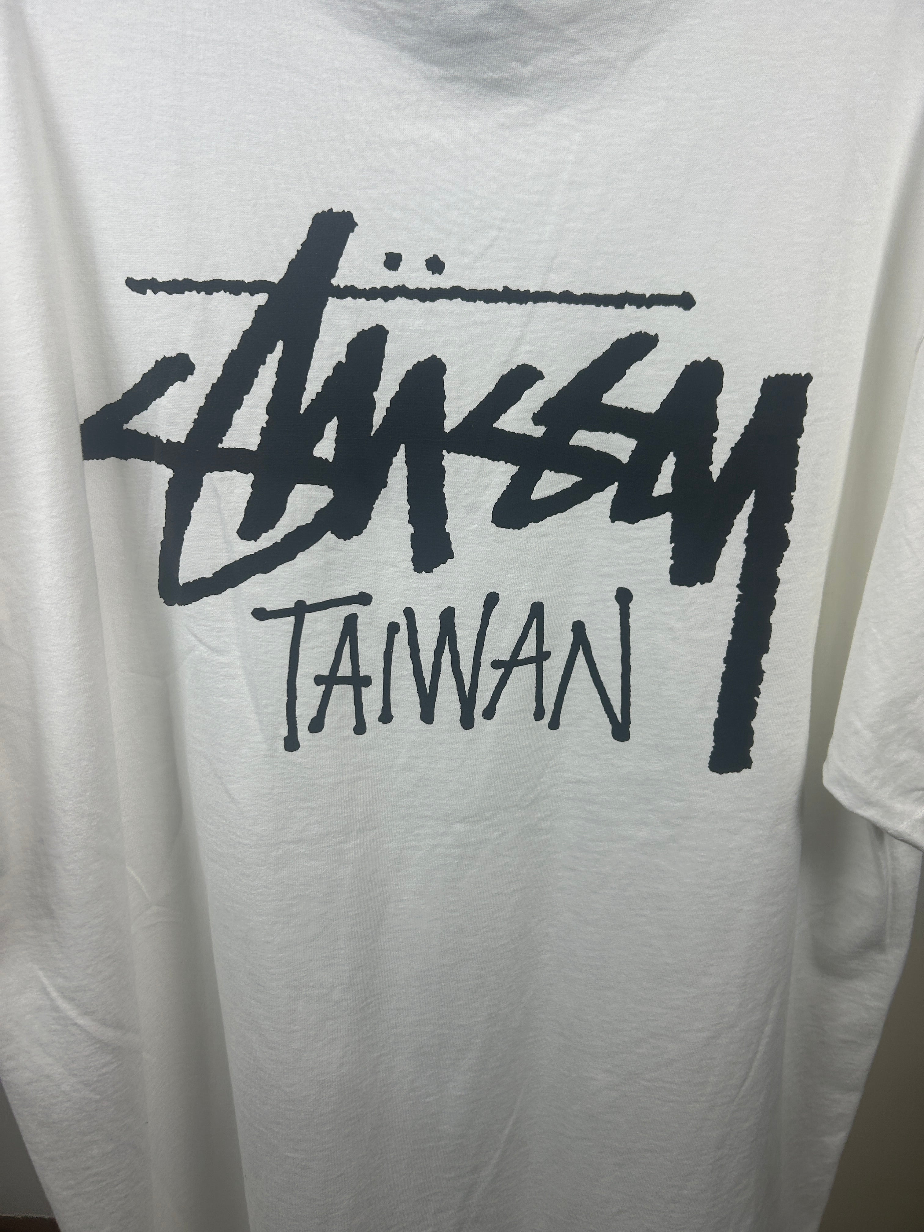 Stussy taiwan shirt - size xl