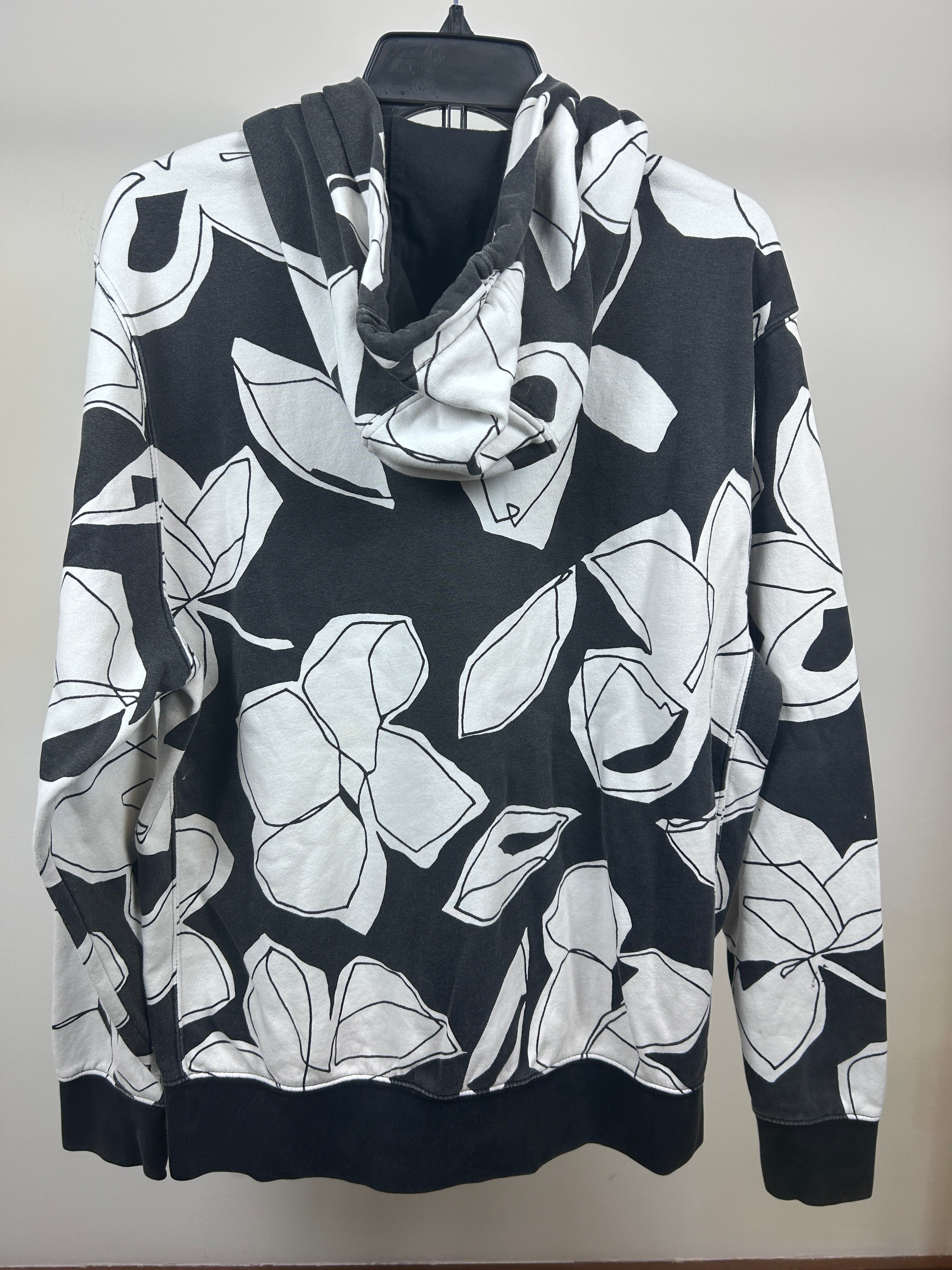 Nike hoodie - size medium
