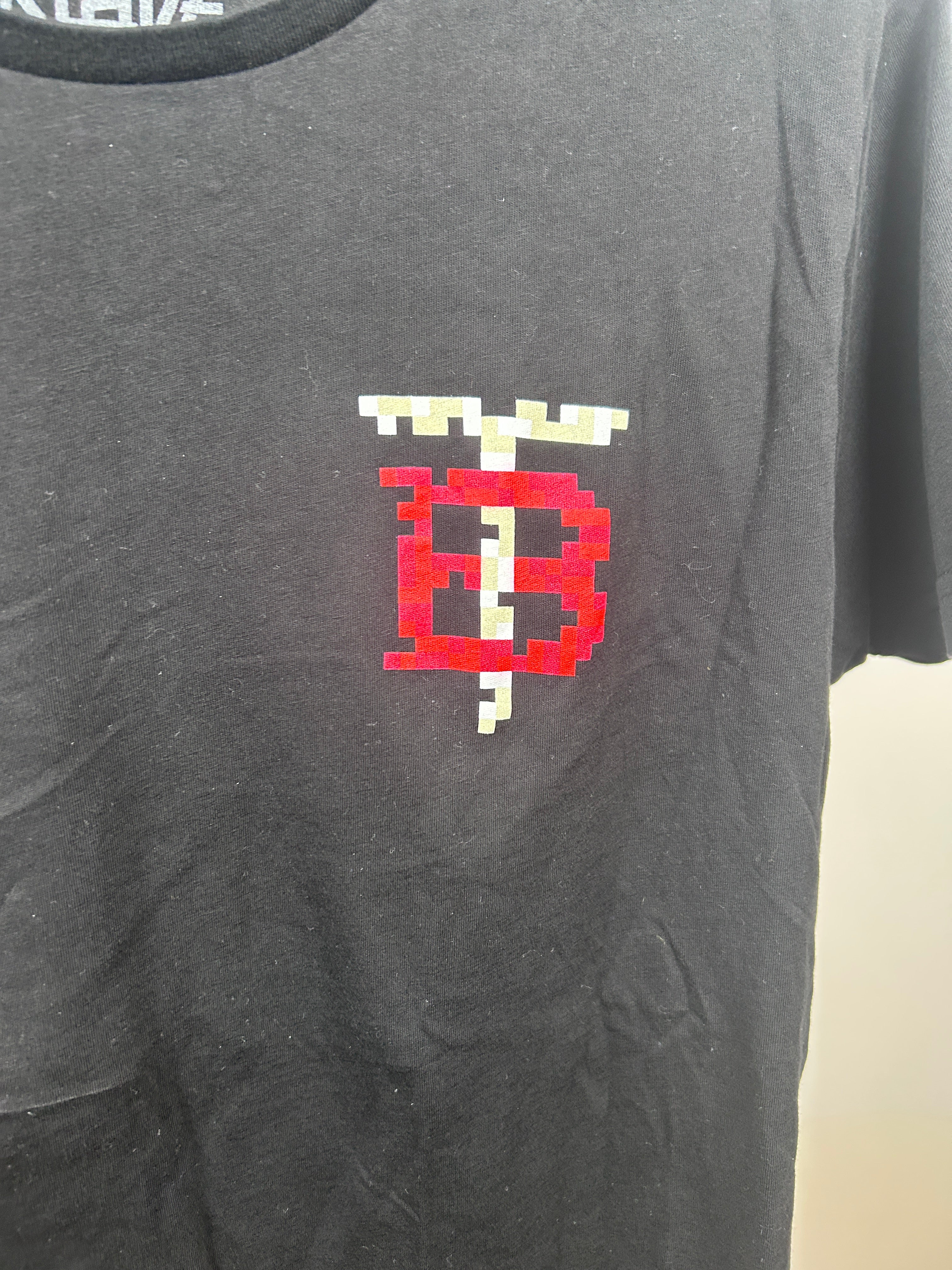 Techno blade shirt - size medium