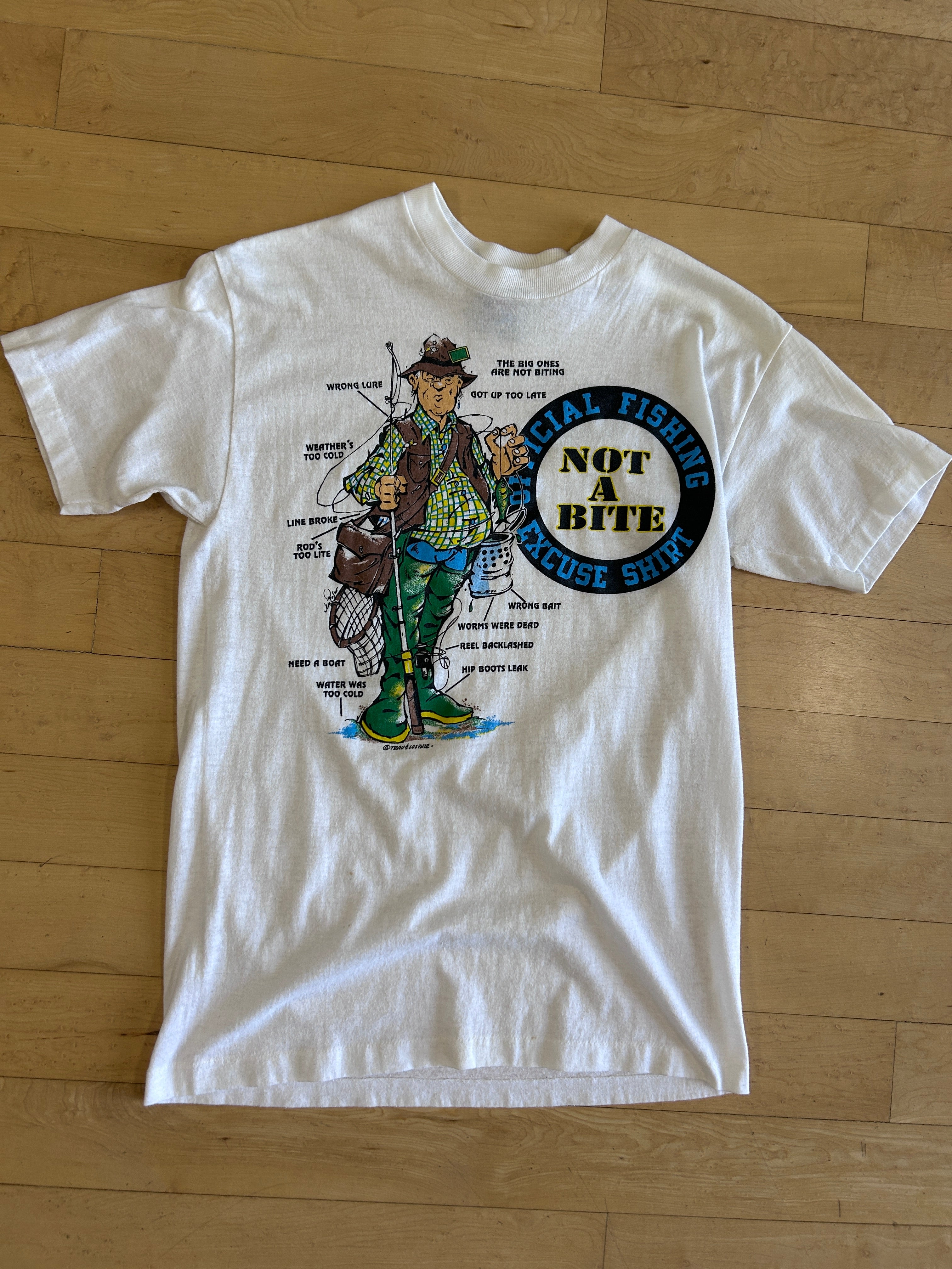 Fishing tee single stitch medium