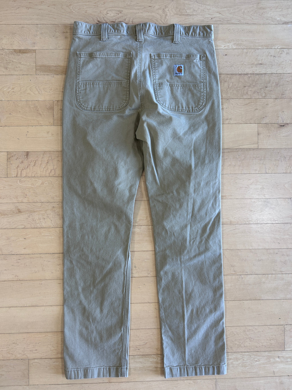 Straight fit 34x32 beige jeans
