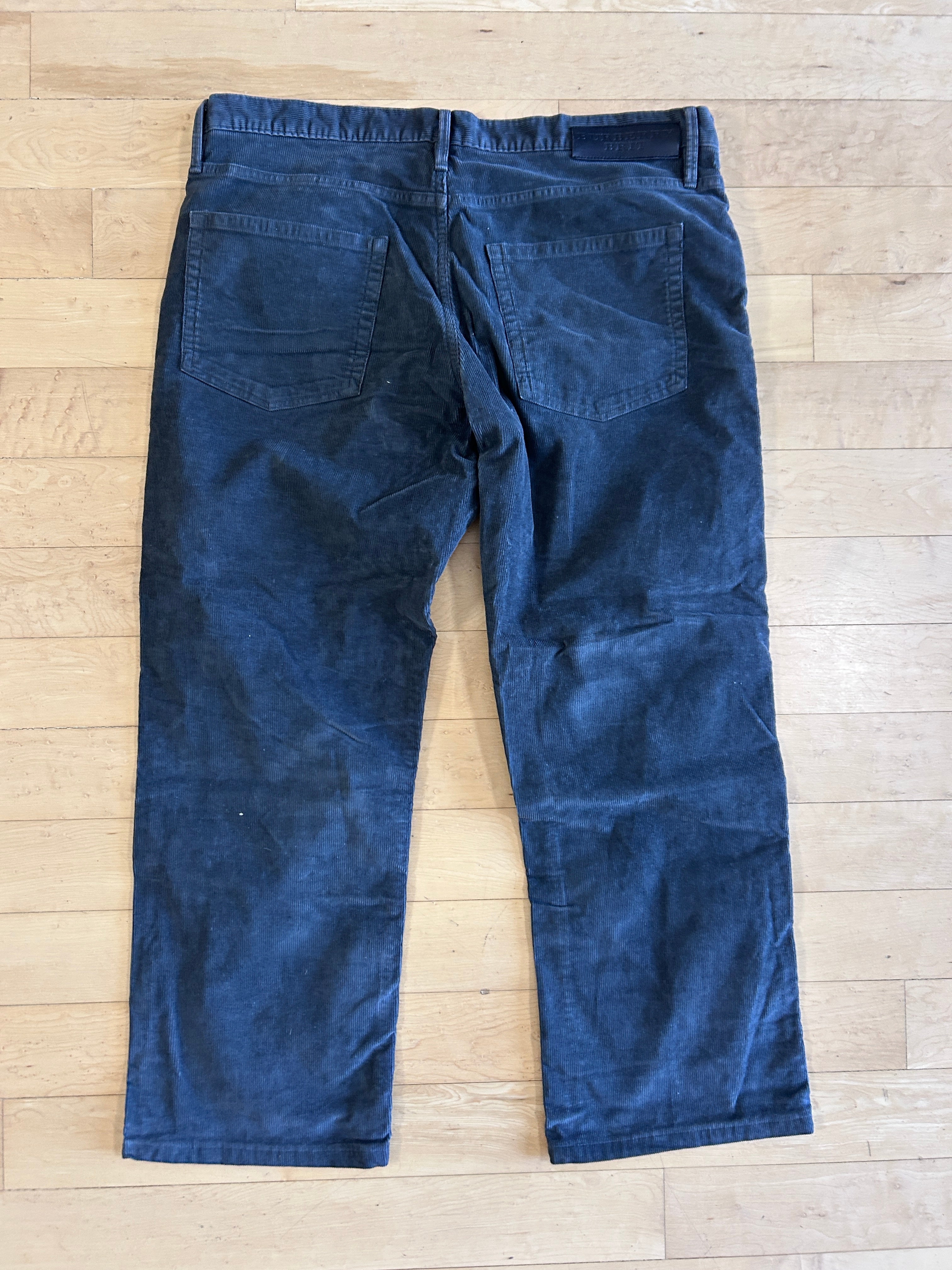 Burberry jeans 32x28